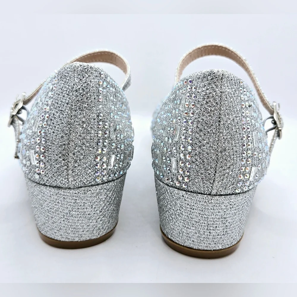 Amenity 46K Silver Fabulous Shoes Jeweled Sparkley Short Heel Ankle strap 3 NWOT